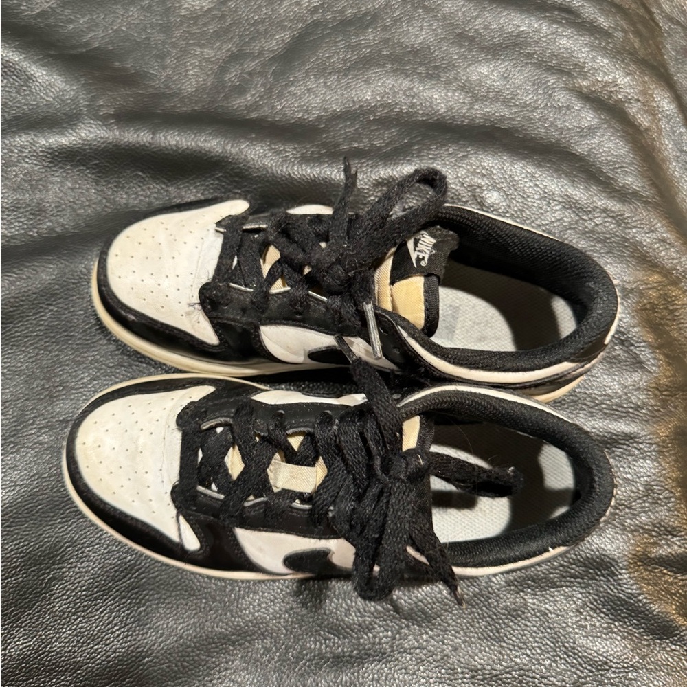 Nike Dunks Low PS Size 2Y - Panda - good condition- see pictures for wear